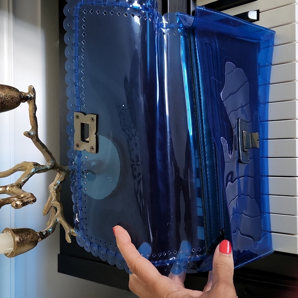 BCBG Max Azria Clutch - Picture 5 of 11